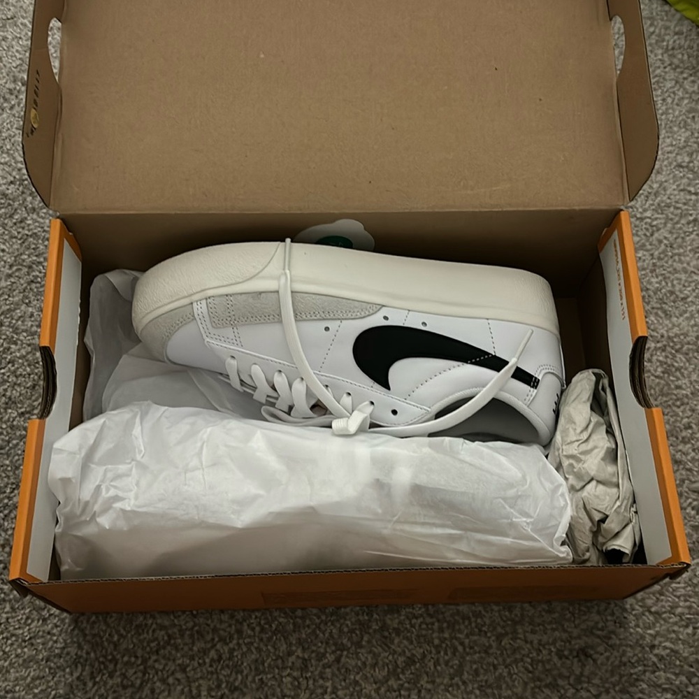 Brand new nick blazer low top